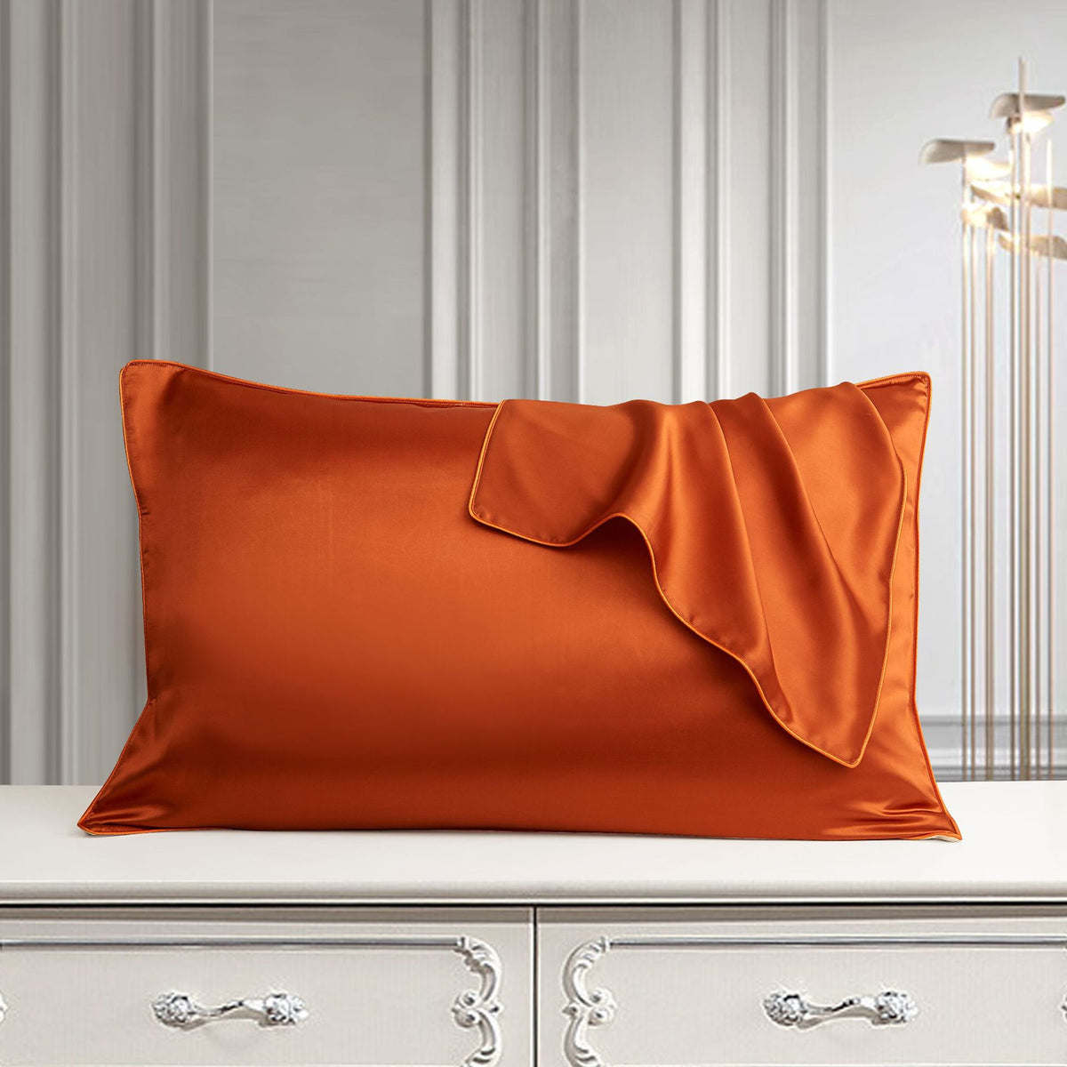 Luna Mulberry Silk Pillowcase