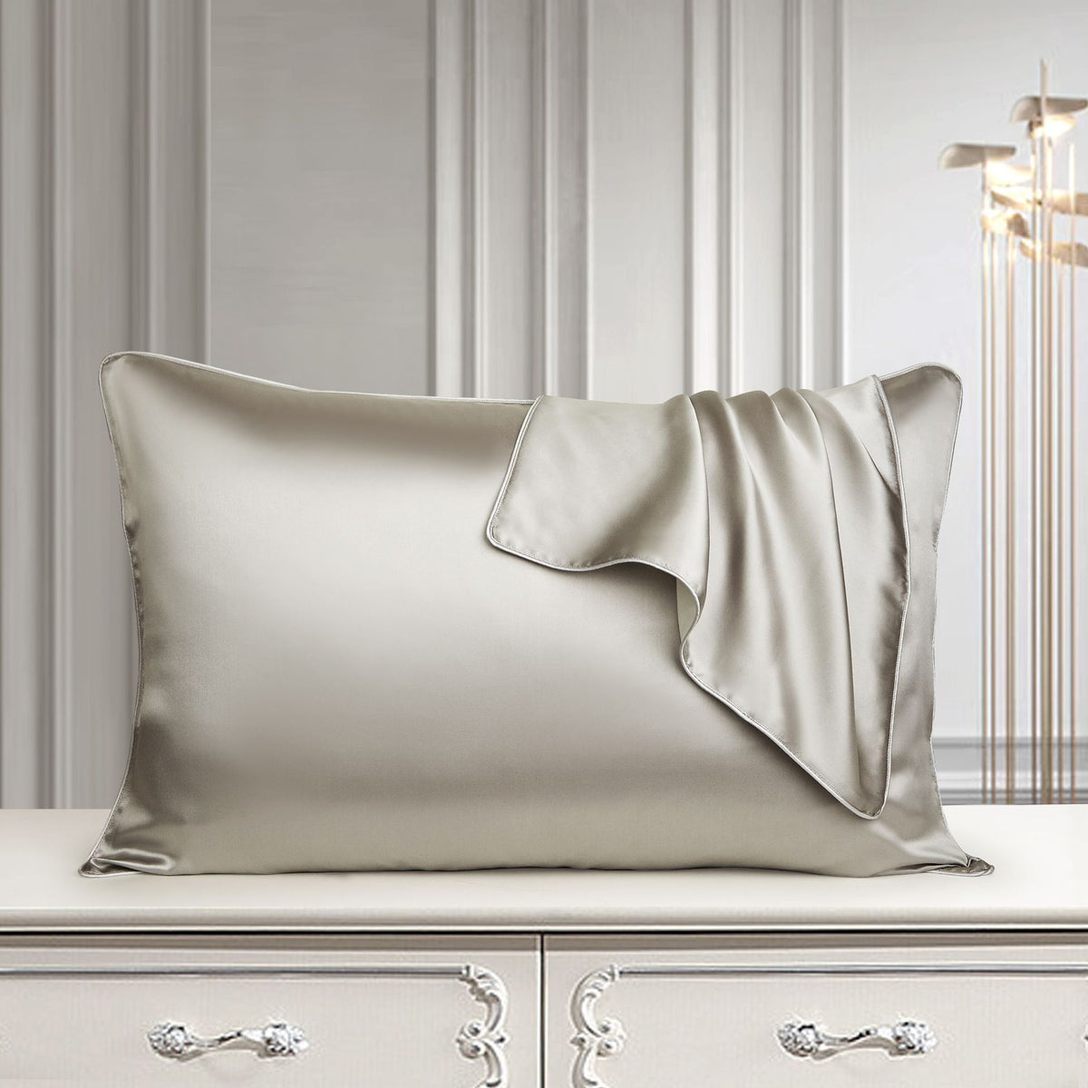 Luna Mulberry Silk Pillowcase