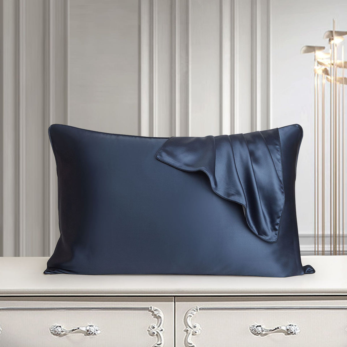Luna Mulberry Silk Pillowcase